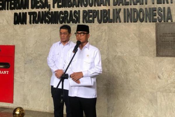 Menteri Desa dan Pembangunan Daerah Tertinggal (Mendes PDT) Yandri Susanto saat jumpa pers di Jakarta (Foto: Ist/Habib Katakini.com) 