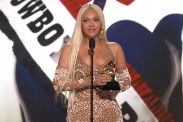 Grammy Awards 2025, Beyonce Terkejut Menang Album Country Terbaik. (FOTO: CBS) 