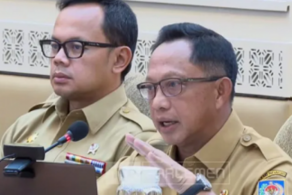 Menteri Dalam Negeri Tito Karnavian dan Wakil Menteri Dalam Negeri Bima Aria 