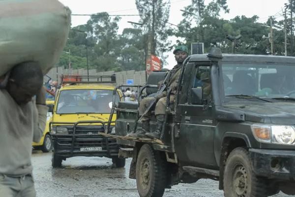 Pesawat Tempur M23 RD Kongo Rebut Bandara Bukavu sebelum Pertemuan Puncak Uni Afrika. (FOTO: REUTERS) 