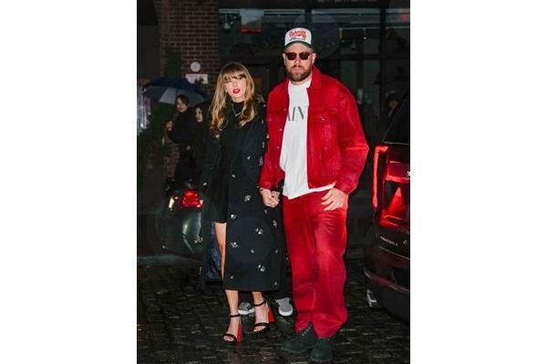 Travis Kelce tampil habis-habisan untuk Taylor Swift di Hari Valentine. (FOTO: GC IMAGE) 