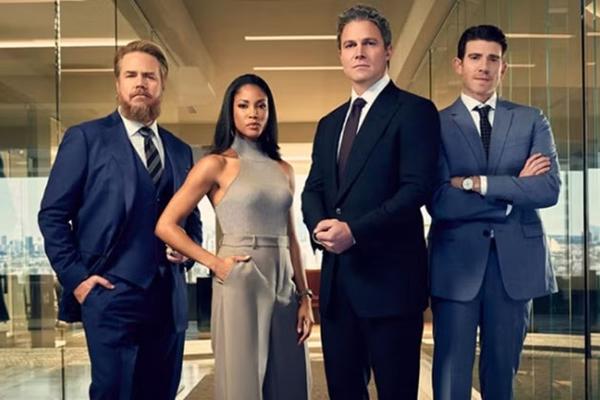 Suits LA yang dibintangi oleh Stephen Amell. (FOTO: NBC) 