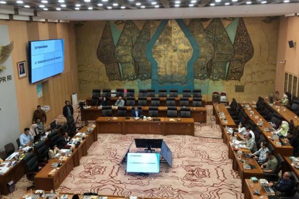 Rapat Dengar Pendapat Komisi XII DPR RI dengan Kementerian Lingkungan Hidup (Foto: Ist/Habib Katakini.com) 