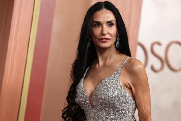 Demi Moore dinominasikan sebagai Aktris Terbaik di Oscar 2025 yang digelar pada Minggu (2/3/2025) di Dolby Theatre, California, LA. (FOTO: REUTERS) 