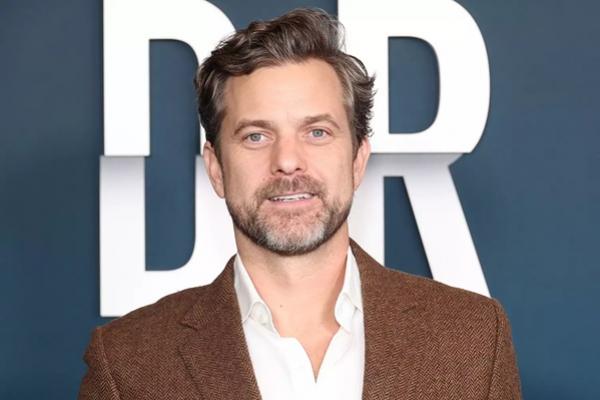 Rumah Kenangannya Musnah akibat Kebakaran, Joshua Jackson Ingin Bangun Hunian Baru untuk Putrinya. (FOTO: FILM MAGIC) 