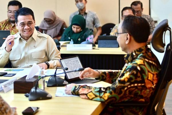 Wamendes PDT Ariza Patria dukung pembentukan Koperasi Desa Merah Putih (Humas Kemendes) 