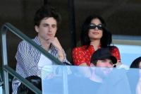 Timothee Chalamet dan Kylie Jenner nonton pertandingan BNP Paribas Indian Wells Open. (FOTO: REUTERS)