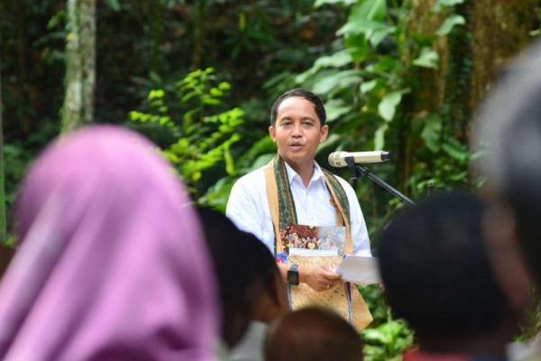 Menteri Kehutanan (Menhut) Raja Juli Antoni. Foto: rri 