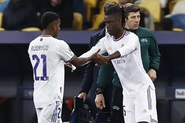 Jelang Laga Lawan Sevilla, Ancelotti Bingung Pilih Camavinga atau Rodrygo 