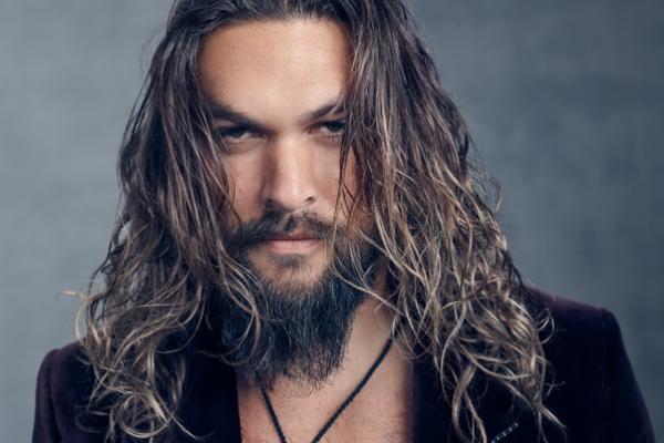 Usai Syuting Slumberland, Jason Momoa Bawa Pulang Seekor Babi