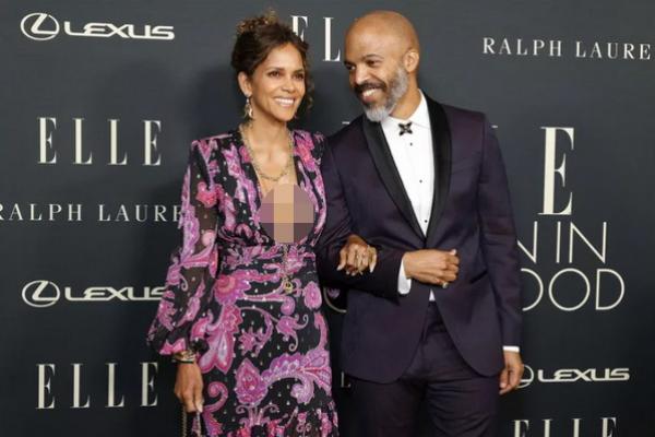 Halle Berry dan Van Hunt Rayakan Fourth of July dengan Penuh Kemesraan