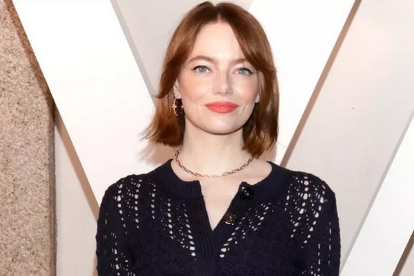 Nonton Kuis Setiap Malam, Emma Stone Ingin Jadi Peserta Jeopardy!